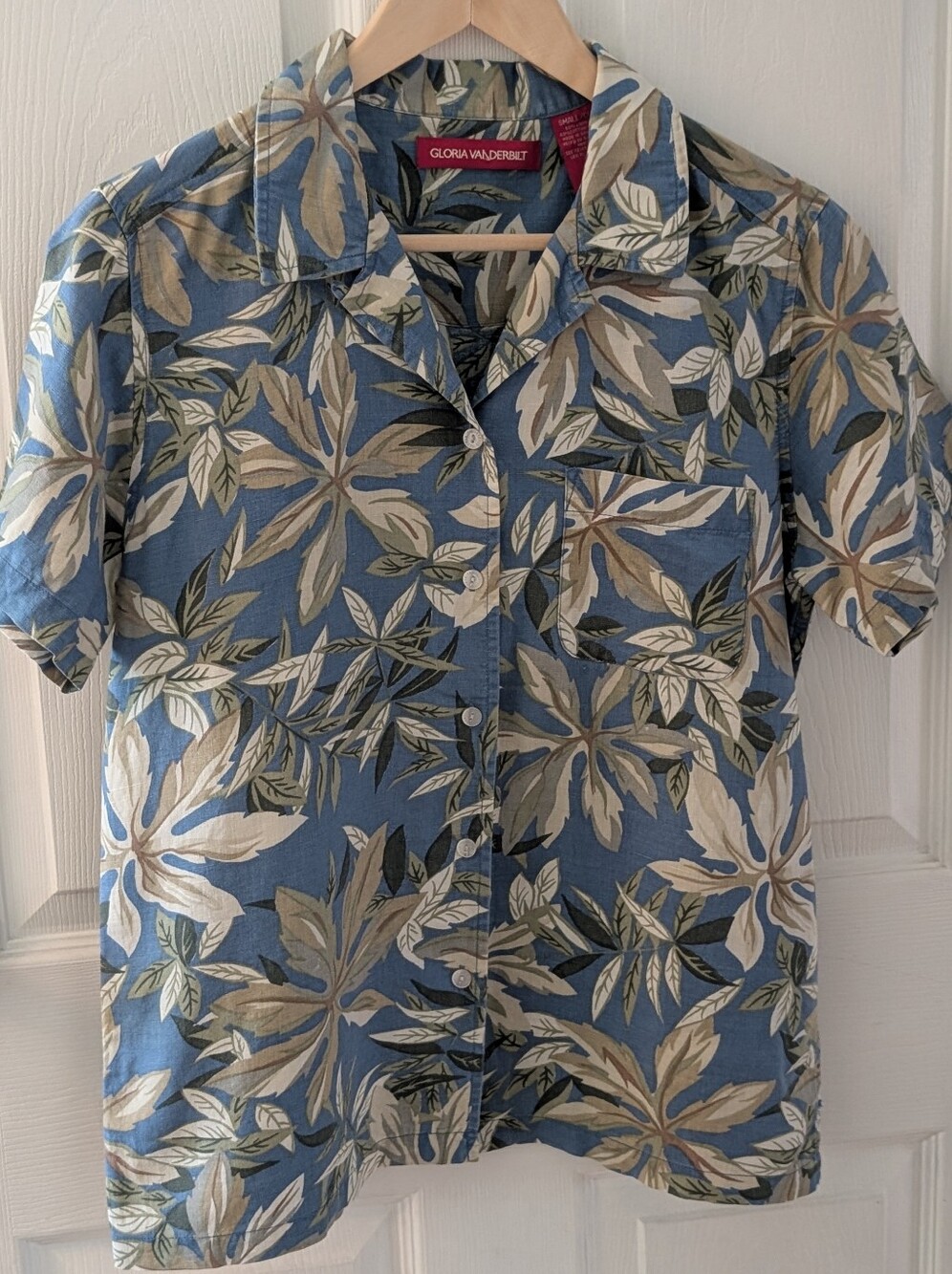 Gloria Vanderbilt Blue Tropical Short-Sleeve Button-Down, Linen & Cotton Blend